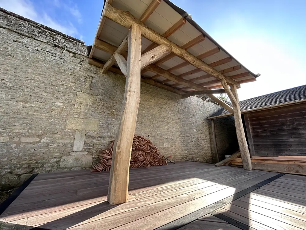 abris-cusine-d'été-bois-ancien
