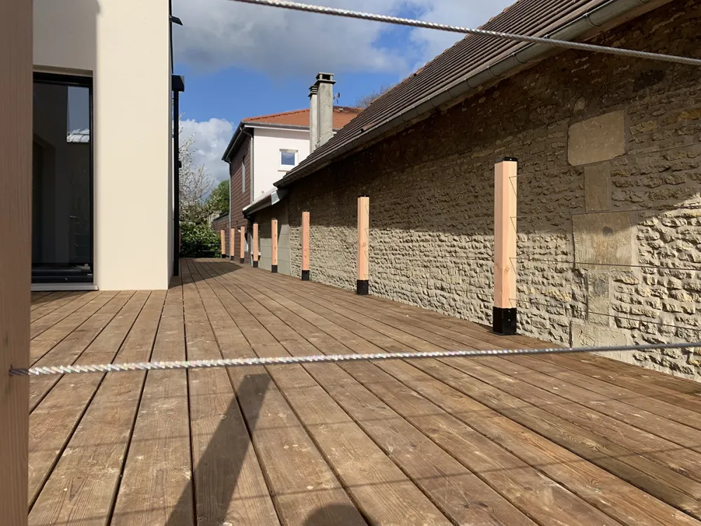 terrasse-bois-sur-pilotis