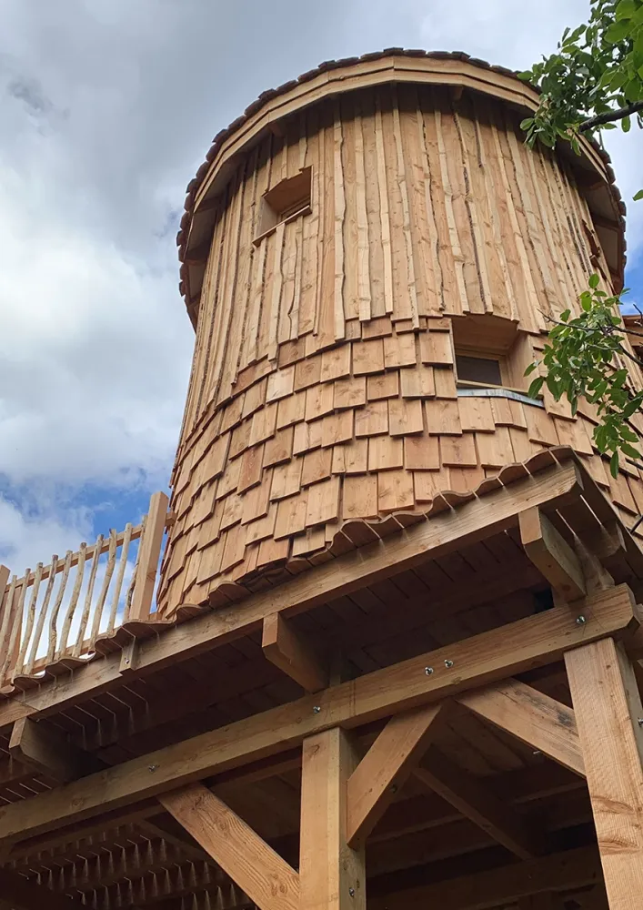 cabane-sur-pilotis