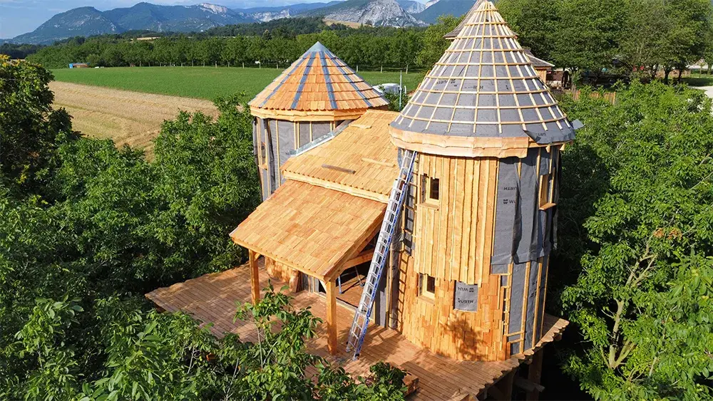 cabane-en-bois-sur-pilotis (3)